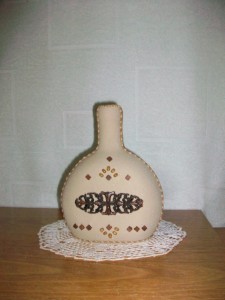 Botella forrada con goma E.V.A + accesorios
