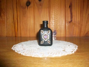 Botella pintada + accesorios