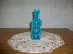 Botella forrada con arpillera + accesorios