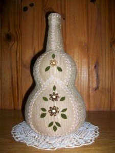 Botella forrada con arpillera + accesorios